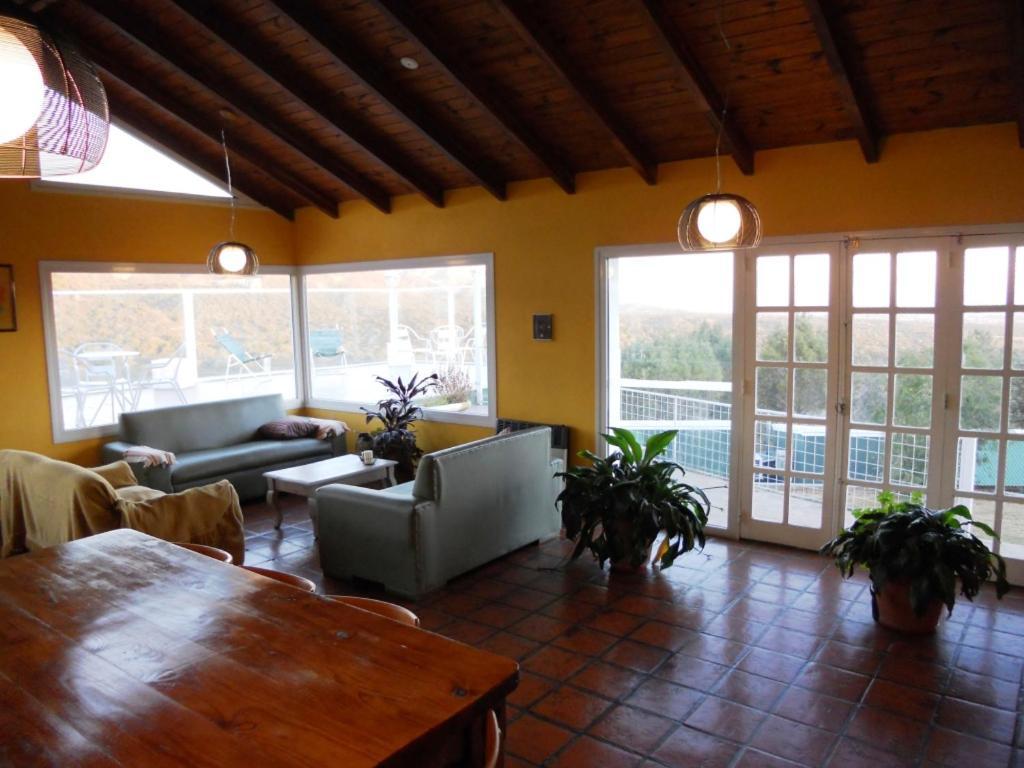 La Loma - Cabanas & Suites Villa Carlos Paz Bagian luar foto